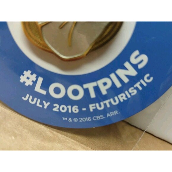 Star Trek Metal Pin Loot Crate Exclusive July 2016 Futuristic Live Long Prosper - Picture 2 of 4